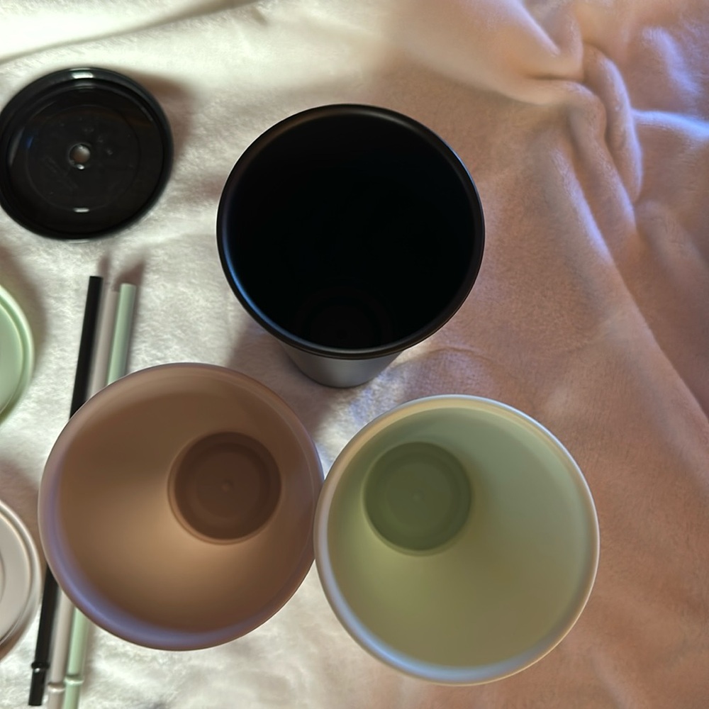 Room Essentials 3 Pack Reusable Cold Cups - Picture 6 of 9